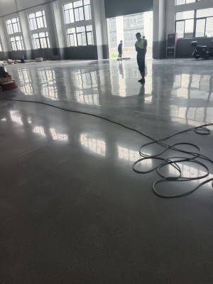 扬州博西华工厂固化地坪 交通划线 环氧地坪施工由南京伊洁特斯公司完成