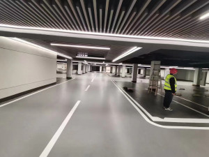 南京市第一医院河西医院车库环氧地坪施工由南京伊洁特斯环境科技有限公司完成