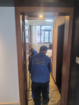 南京仙林宾馆地毯清洗，石材养护项目由南京伊洁特斯环境科技有限公司施工