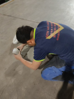 南京伊洁特斯环境科技有限公司承接博西华工厂地面固化，地坪裂缝修缮服务